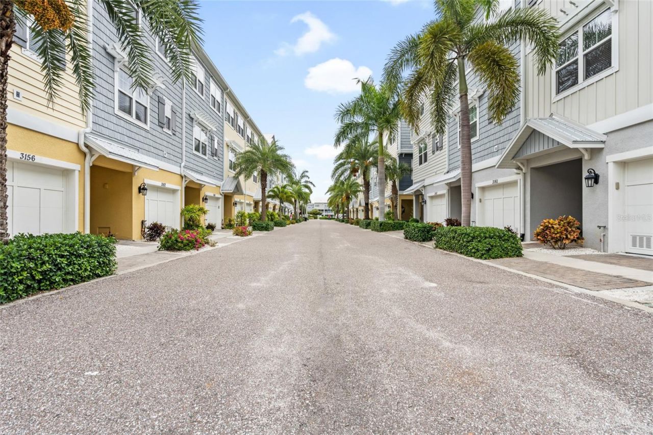 3162 Moorings Drive , Saint Petersburg, FL 33712 Photo