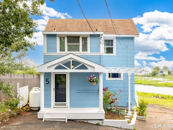 5 Seneca, East Haven, CT 06512