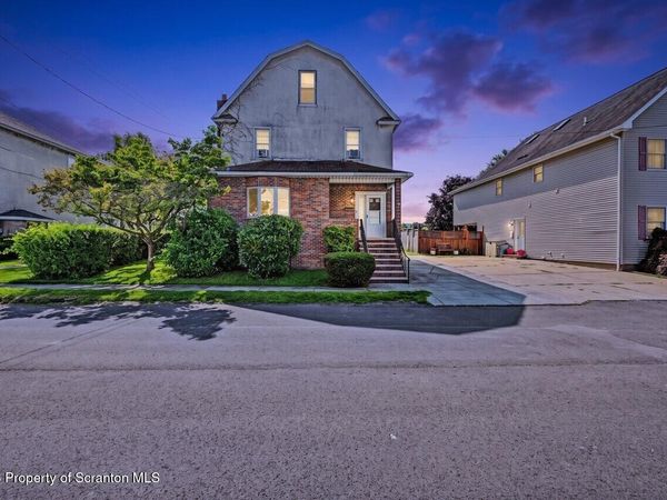 323 Foote Street, Dunmore, PA 18512