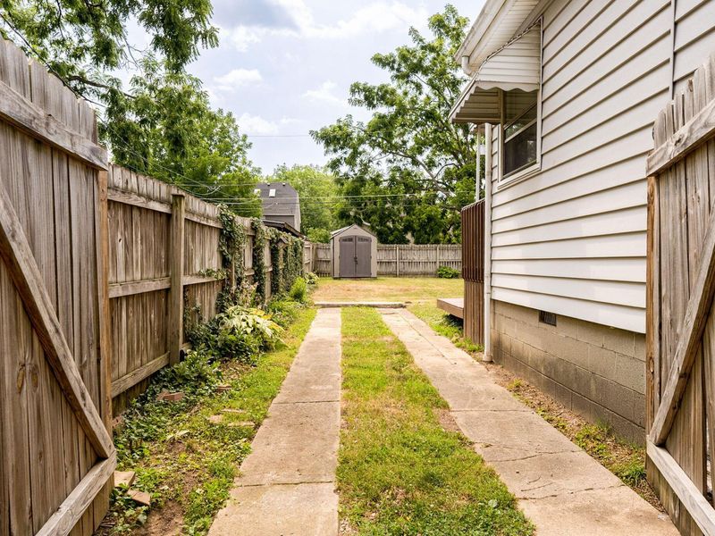 199 N Powell Avenue , Columbus, OH 43204 Photo 35