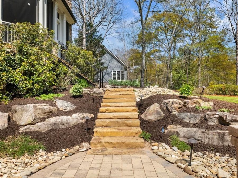 Property Image 112