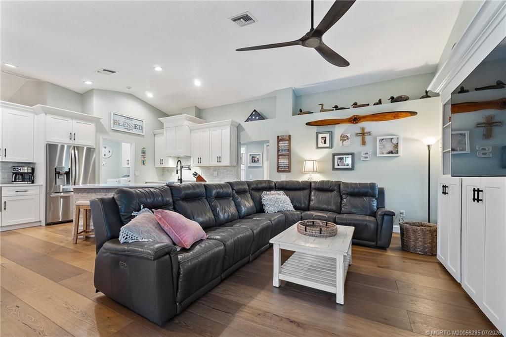 5211 SW Landing Creek Drive, Palm City, FL 34990 Photo