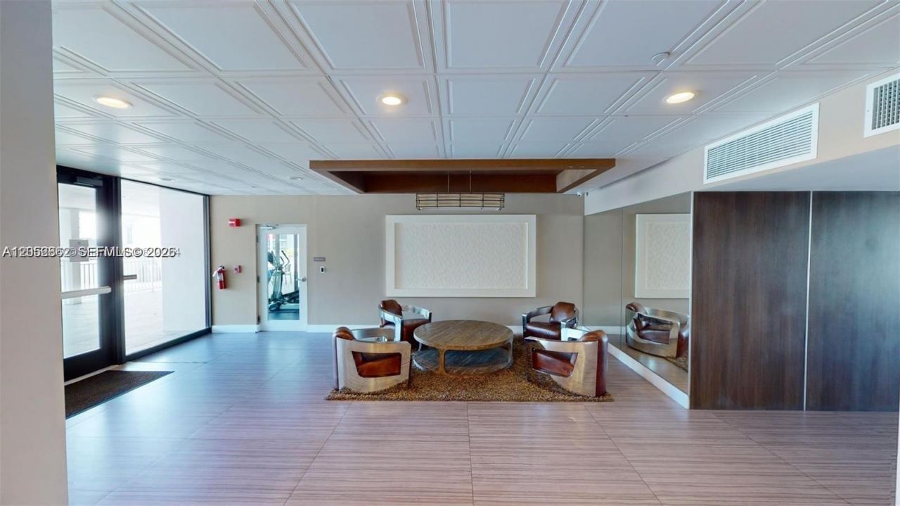 3625 N Country Club Dr, Unit PH2, Aventura, FL 33180 Photo
