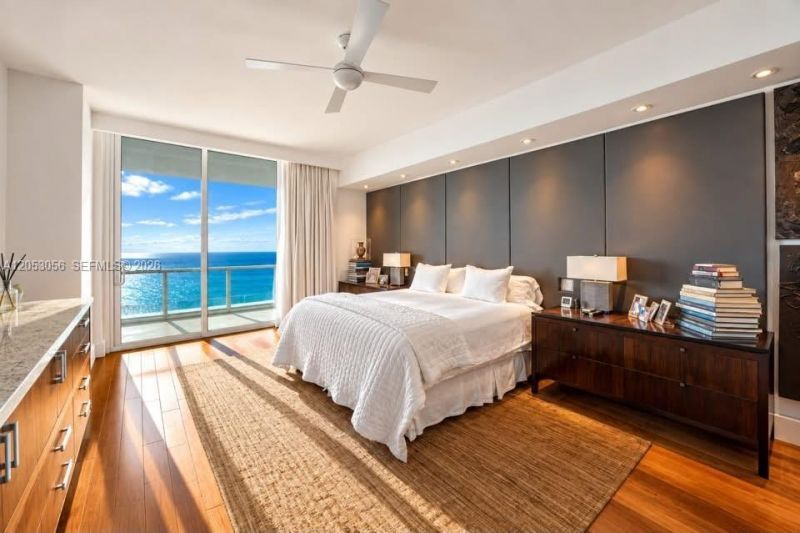 100 S Pointe Dr, Unit 2905, Miami Beach, FL 33139 Photo