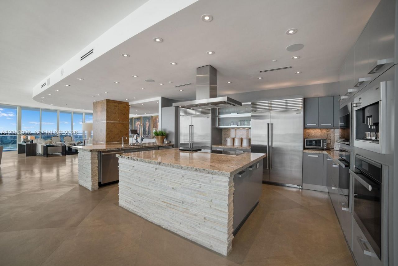 100 S Pointe Dr , Unit 2905, Miami Beach, FL 33139 Photo