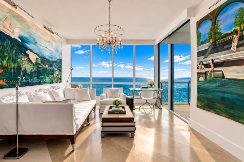 100 S Pointe Dr, Unit 2905, Miami Beach, FL 33139 Photo