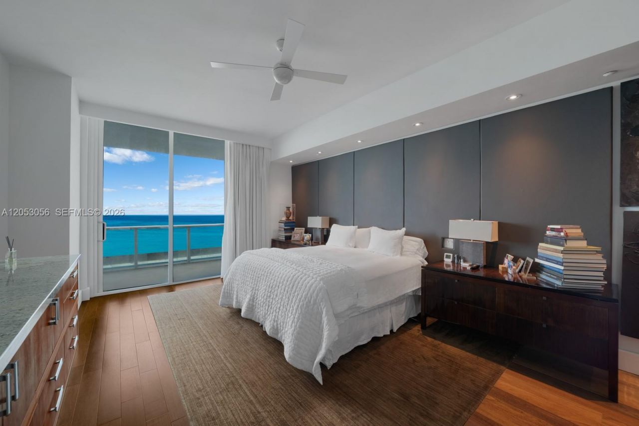 100 S Pointe Dr , Unit 2905, Miami Beach, FL 33139 Photo