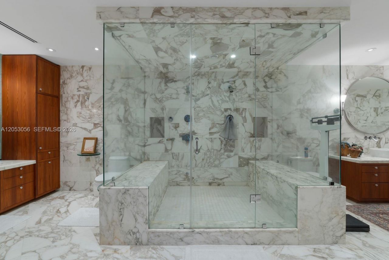100 S Pointe Dr , Unit 2905, Miami Beach, FL 33139 Photo