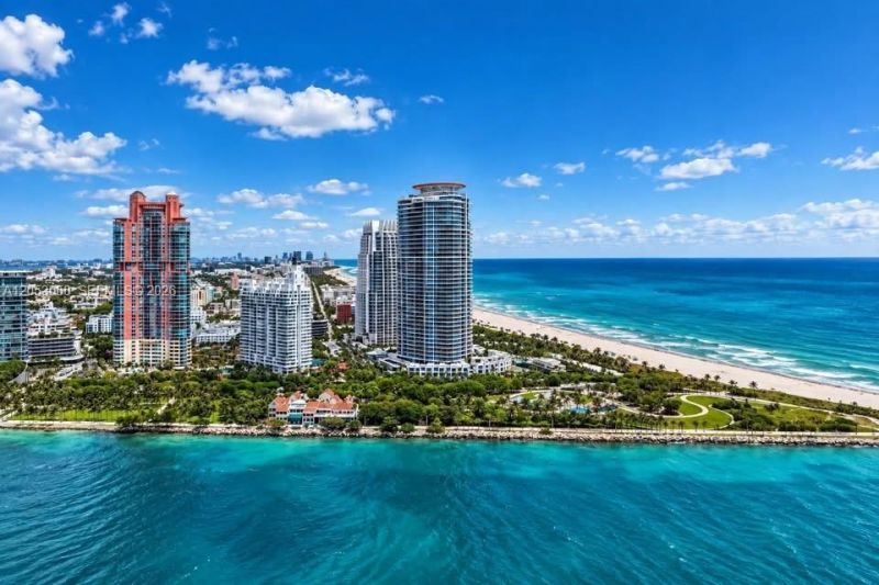 100 S Pointe Dr, Unit 2905, Miami Beach, FL 33139 Photo