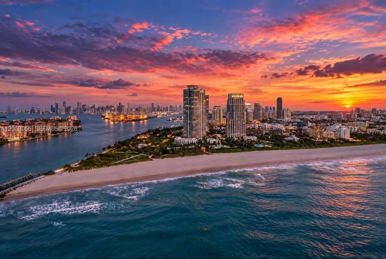 100 S Pointe Dr, Unit 2905, Miami Beach, FL 33139 Photo