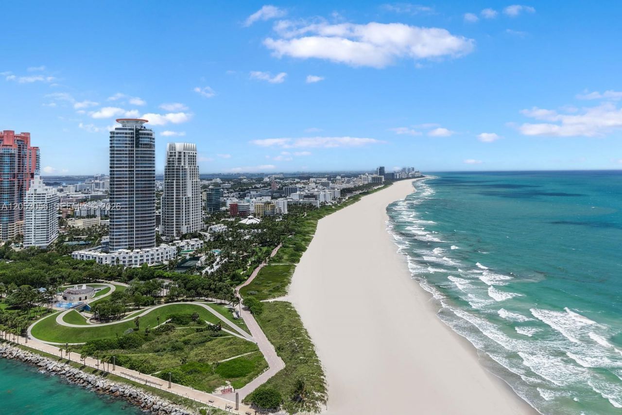 100 S Pointe Dr , Unit 2905, Miami Beach, FL 33139 Photo