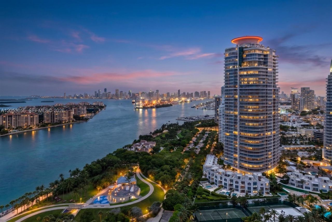 100 S Pointe Dr , Unit 2905, Miami Beach, FL 33139 Photo