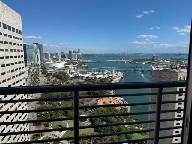 325 S Biscayne Blvd, Unit 4320, Miami, FL 33131 Photo
