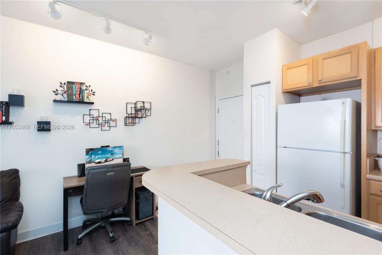 Please Call For Address, Unit 608, South Miami, FL 33143 Photo