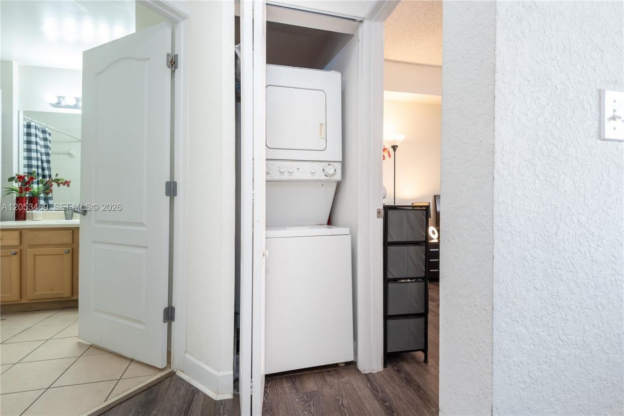 Please Call For Address, Unit 608, South Miami, FL 33143 Photo