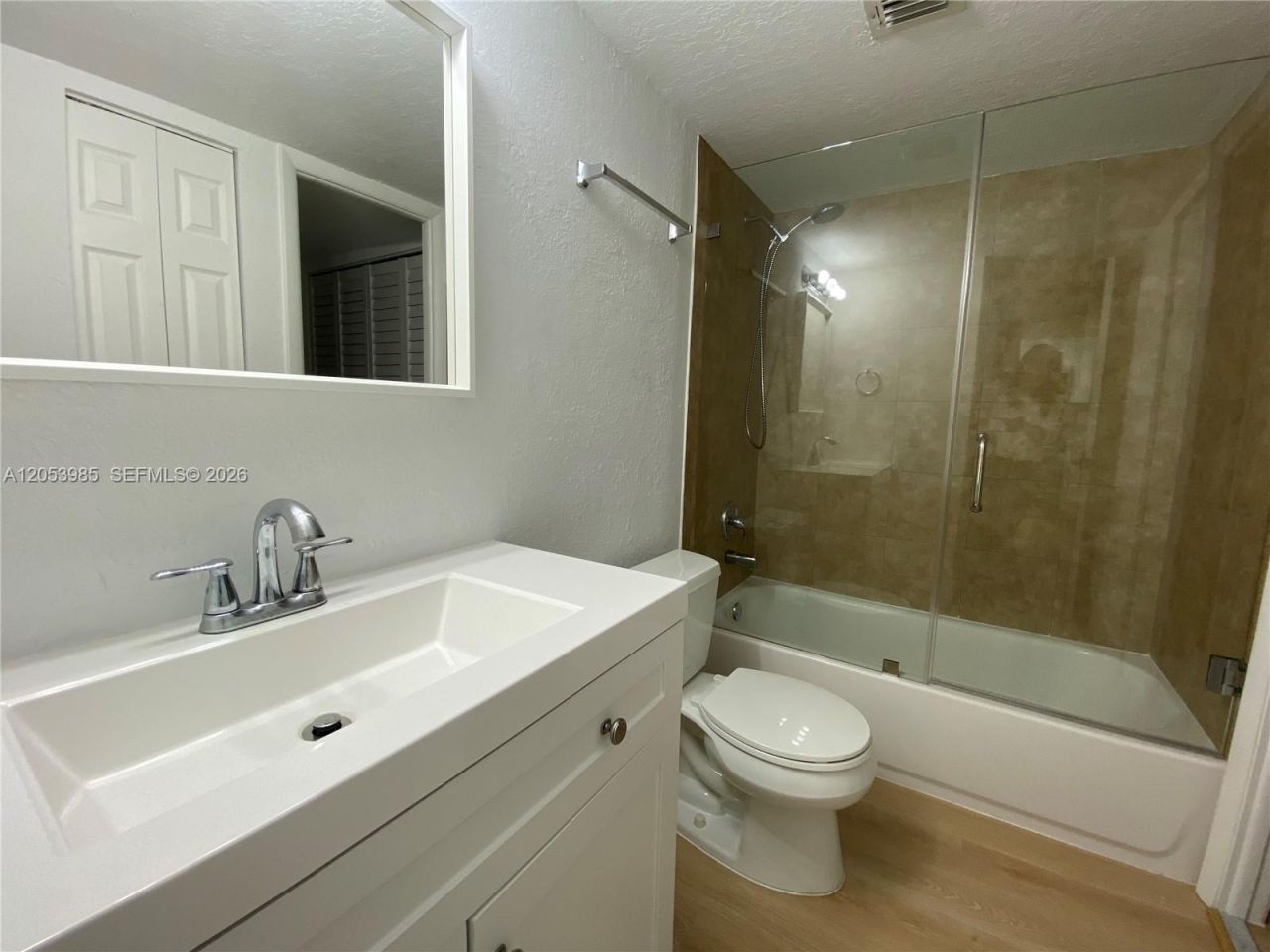9350 Fontainebleau Blvd , Unit 609, Miami, FL 33172 Photo