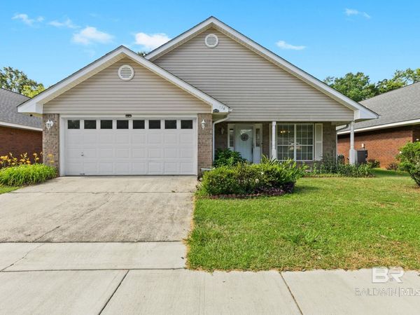 136 Vivian Loop, Fairhope, AL 36532