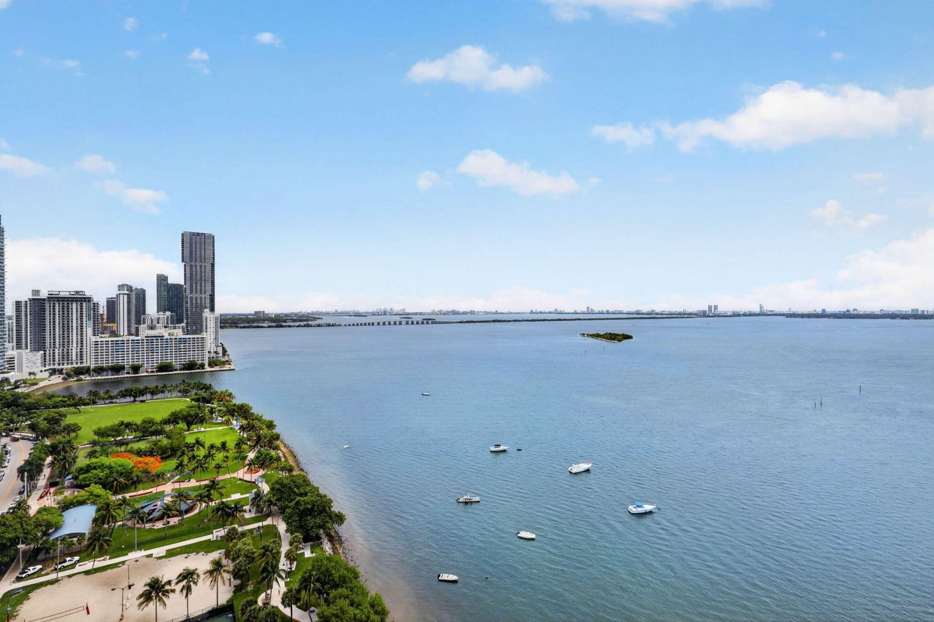 1717 N Bayshore Drive, Unit A-2935, Miami, FL 33132 Photo