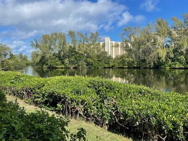 2306 Fairway Drive S, Jupiter, FL 33477 Photo