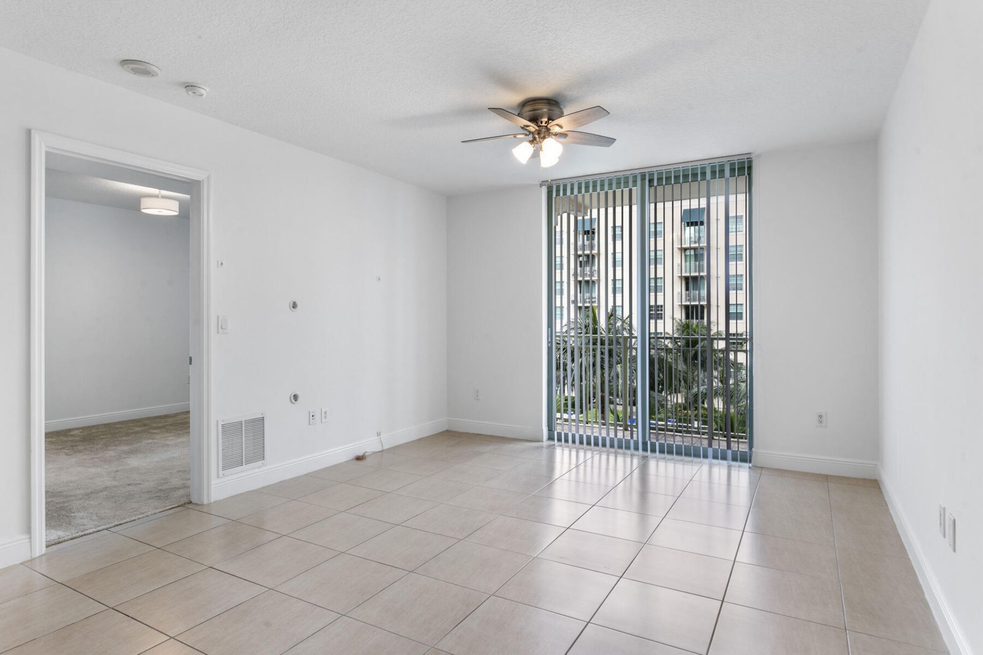 610 Clematis Street, Unit 527, West Palm Beach, FL 33401 Photo