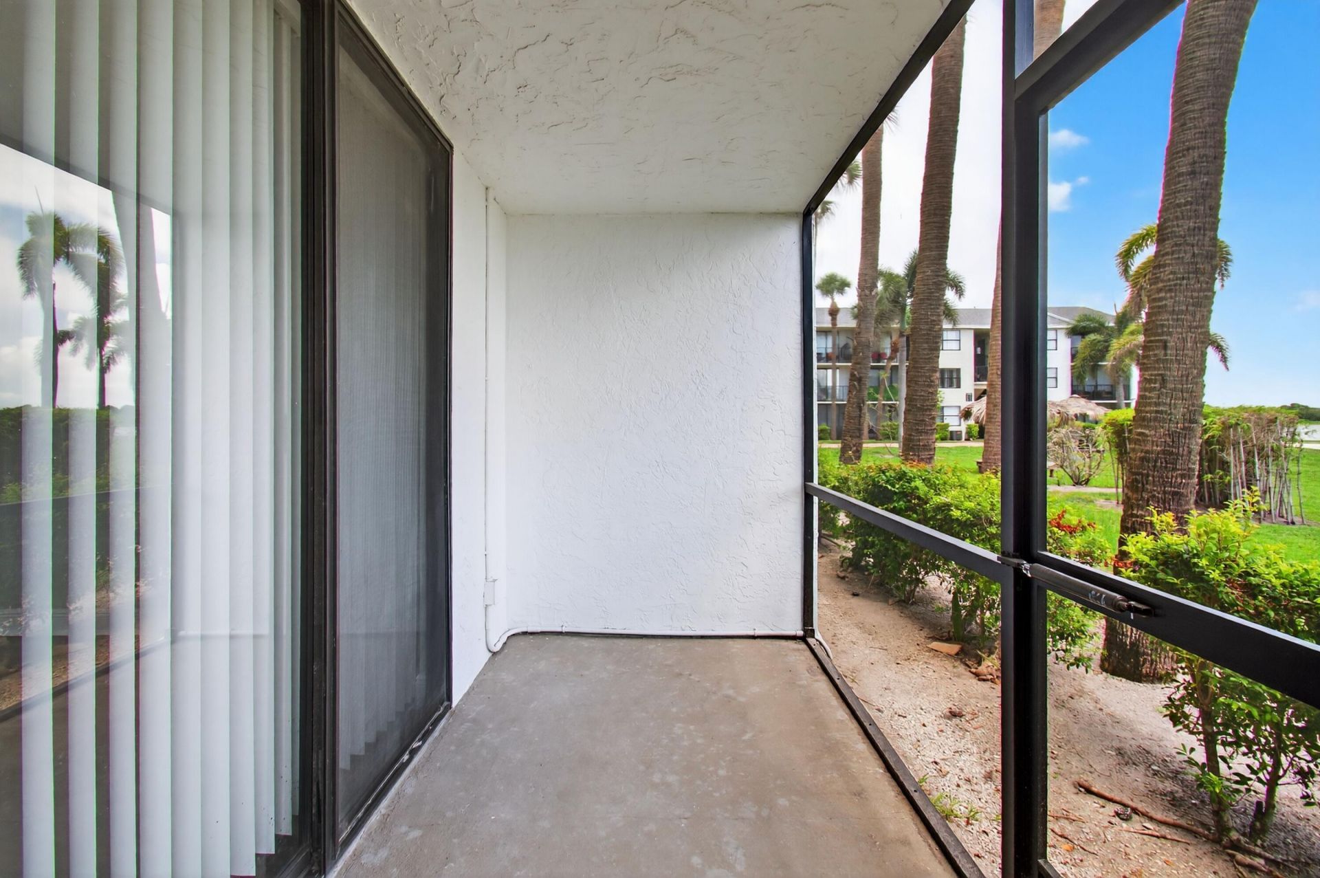 714 Executive Center Drive, Unit 13, West Palm Beach, FL 33401 Photo