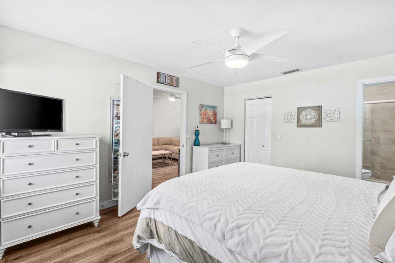22148 Palms Way, Unit 203, Boca Raton, FL 33433 Photo