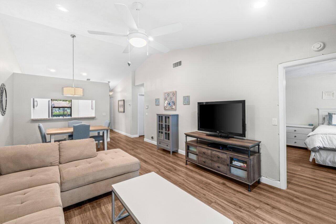 22148 Palms Way, Unit 203, Boca Raton, FL 33433 Photo