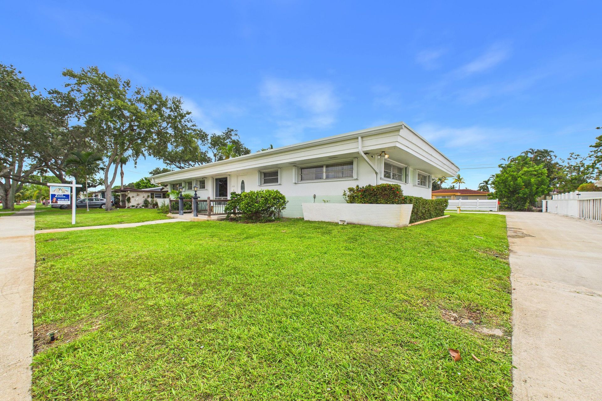 1719 N 44th Avenue, Hollywood, FL 33021 Photo