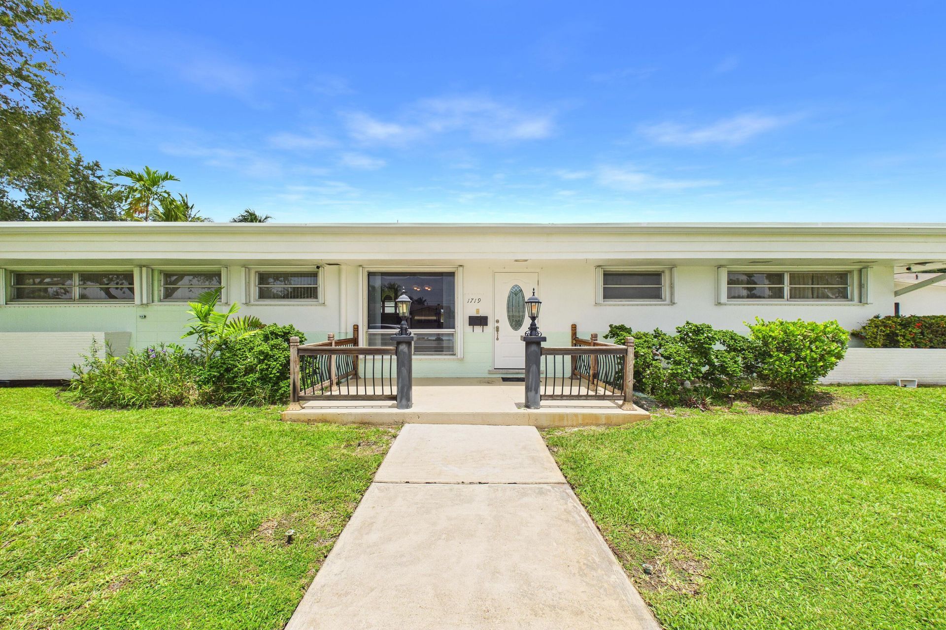 1719 N 44th Avenue, Hollywood, FL 33021 Photo