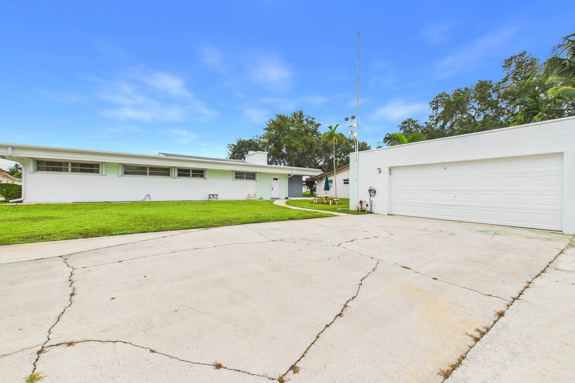 1719 N 44th Avenue, Hollywood, FL 33021 Photo