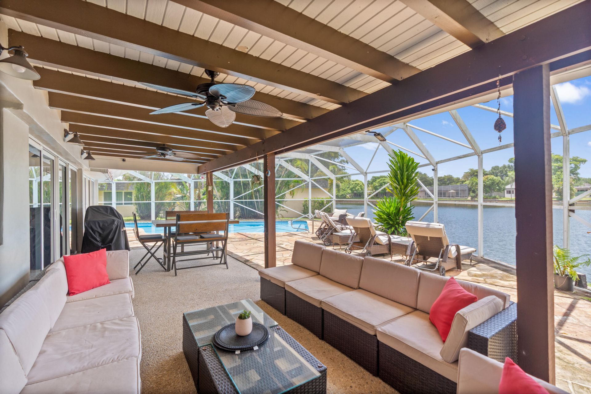 6106 Royal Poinciana Lane, Tamarac, FL 33319 Photo