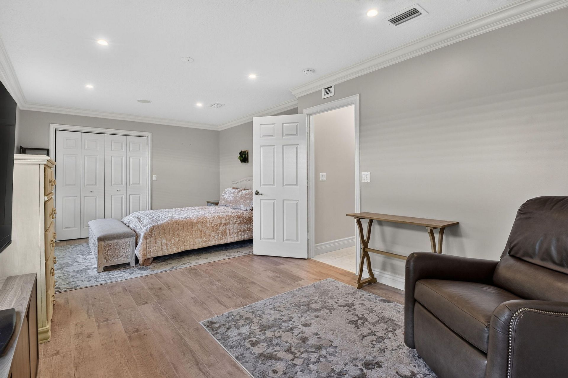 118 Fernwood Crescent, Royal Palm Beach, FL 33411 Photo
