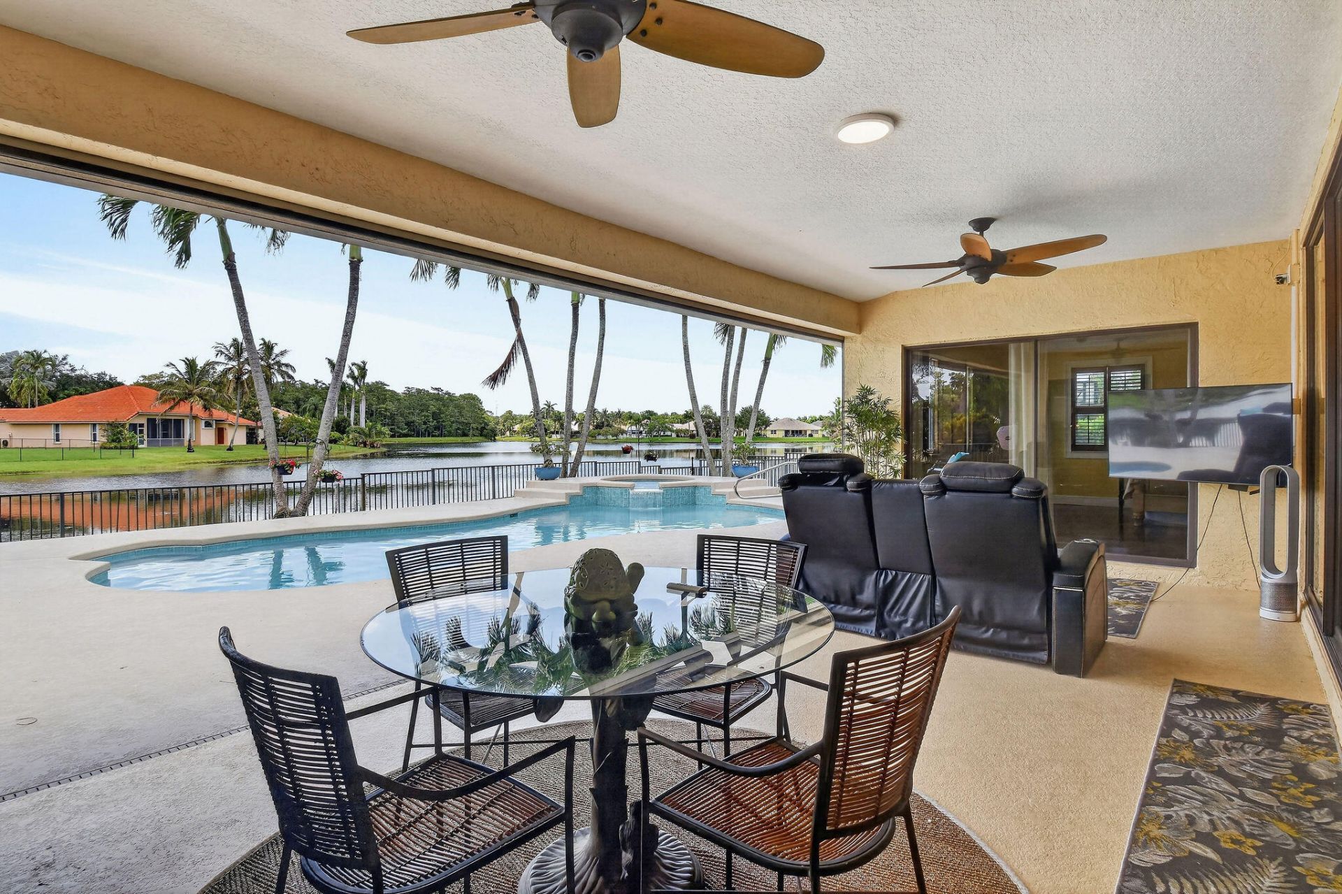 118 Fernwood Crescent, Royal Palm Beach, FL 33411 Photo