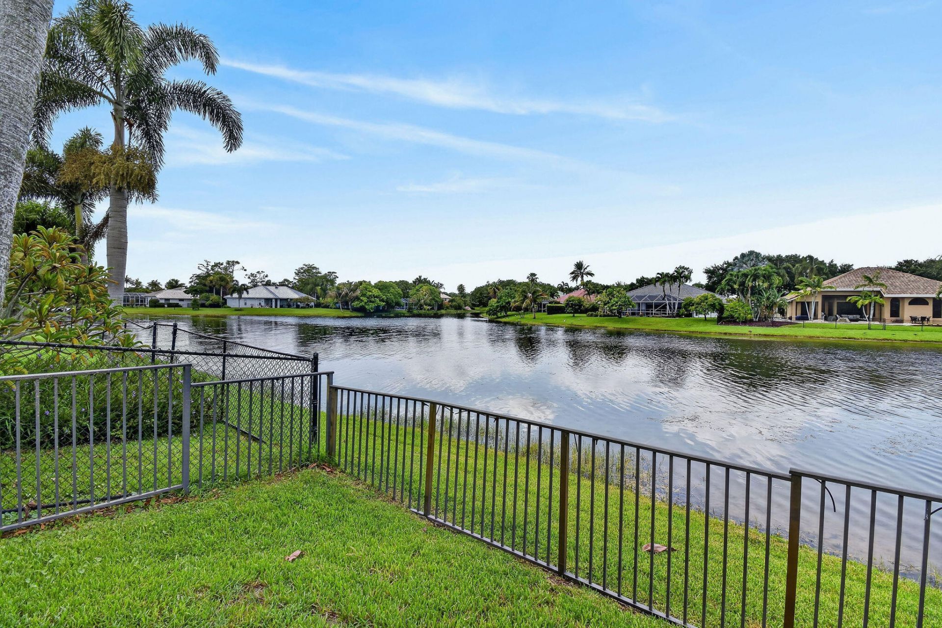118 Fernwood Crescent, Royal Palm Beach, FL 33411 Photo
