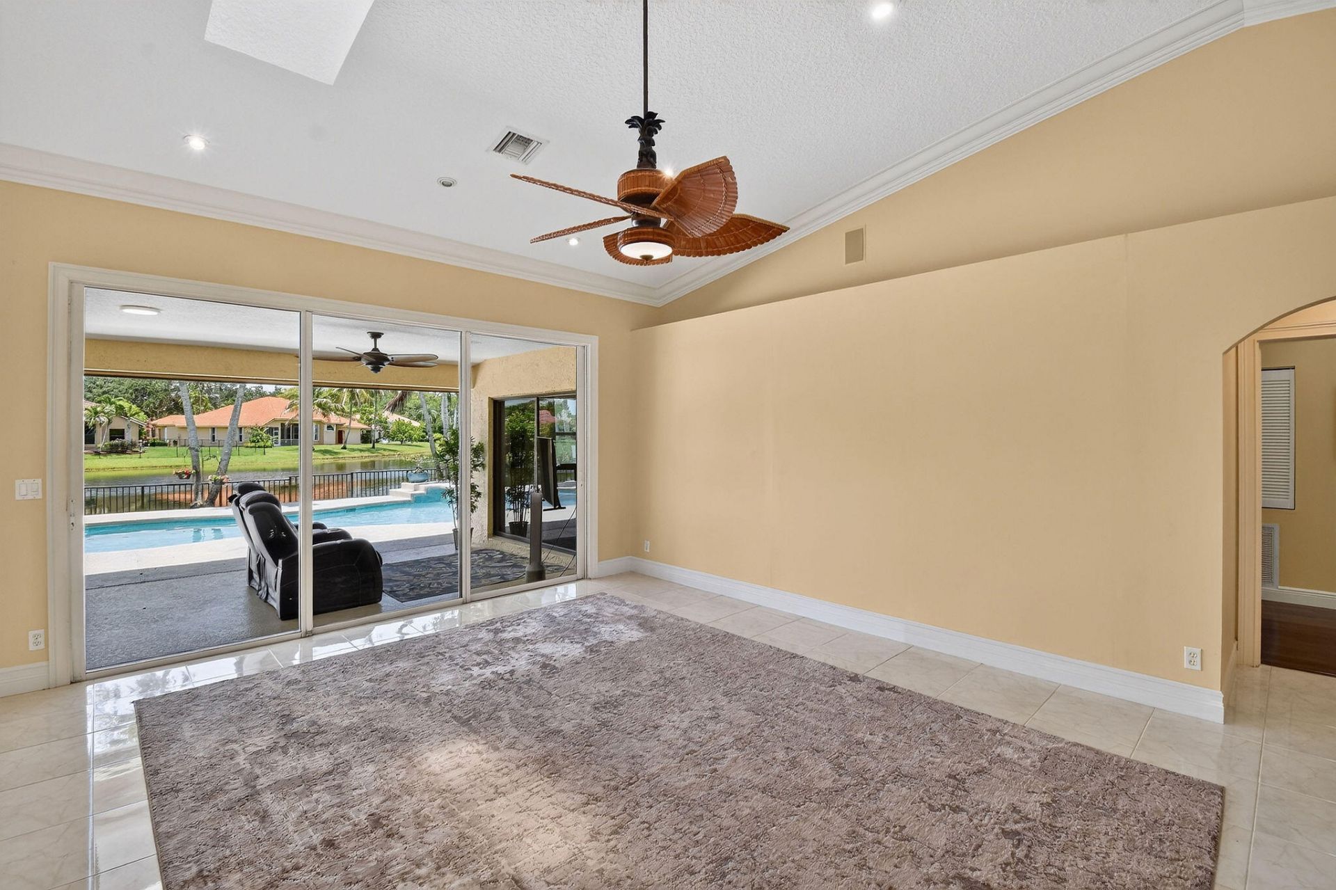 118 Fernwood Crescent, Royal Palm Beach, FL 33411 Photo