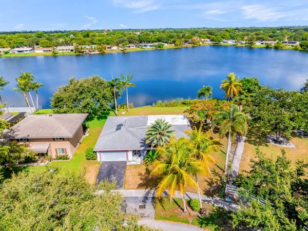 5523 SW 116TH Avenue, Cooper City, FL 33330