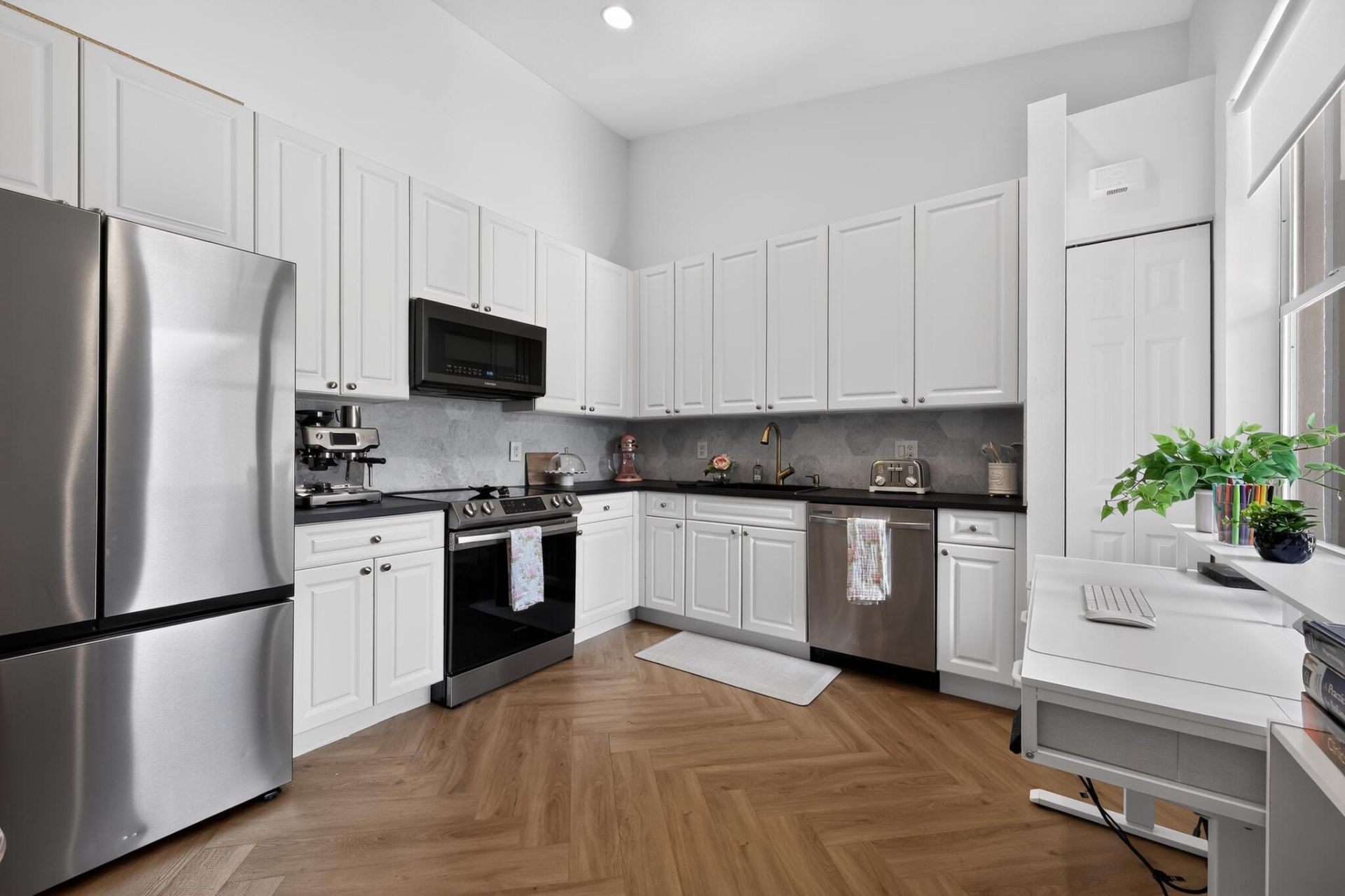 2159 Man Of War, West Palm Beach, FL 33411 Photo