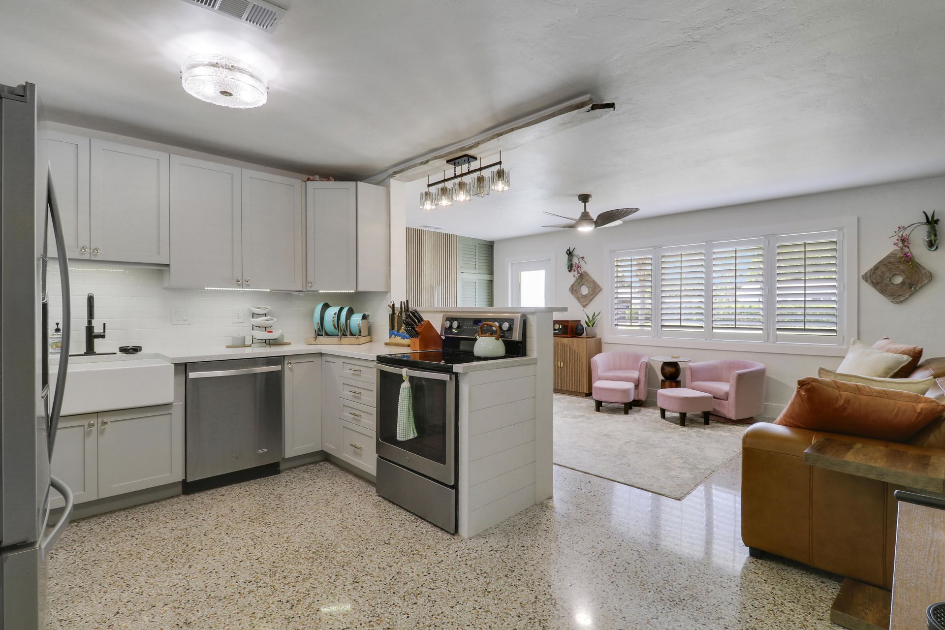 940 Dogwood Road, North Palm Beach, FL 33408 Photo