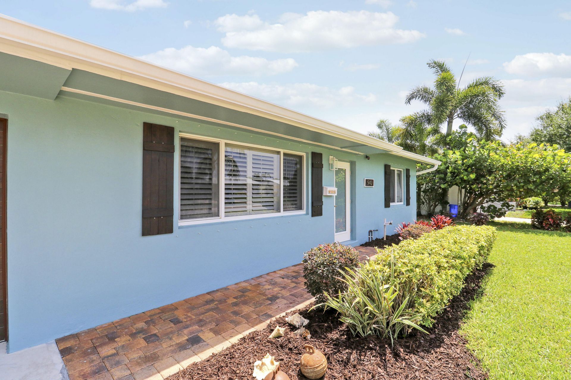 940 Dogwood Road, North Palm Beach, FL 33408 Photo