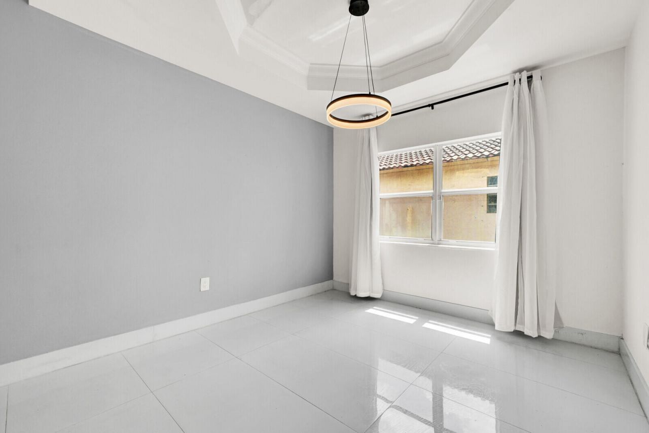 17021 NW 10th Street, Pembroke Pines, FL 33028 Photo