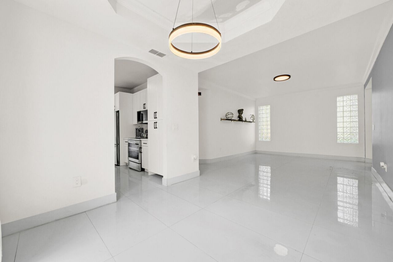 17021 NW 10th Street, Pembroke Pines, FL 33028 Photo