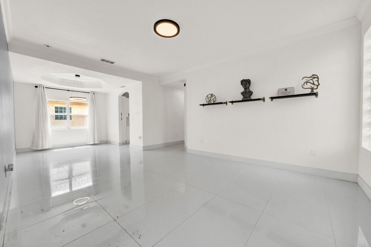 17021 NW 10th Street, Pembroke Pines, FL 33028 Photo