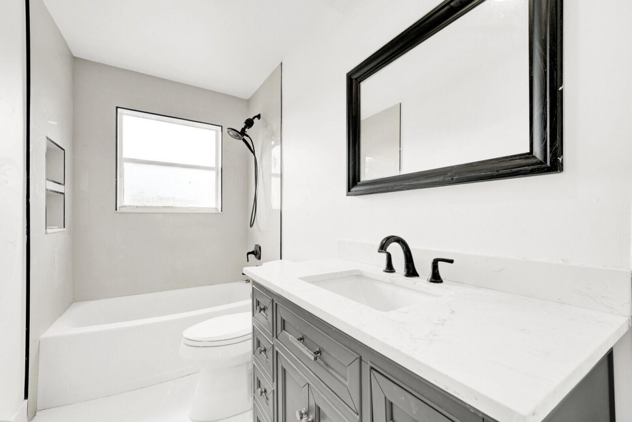 17021 NW 10th Street, Pembroke Pines, FL 33028 Photo