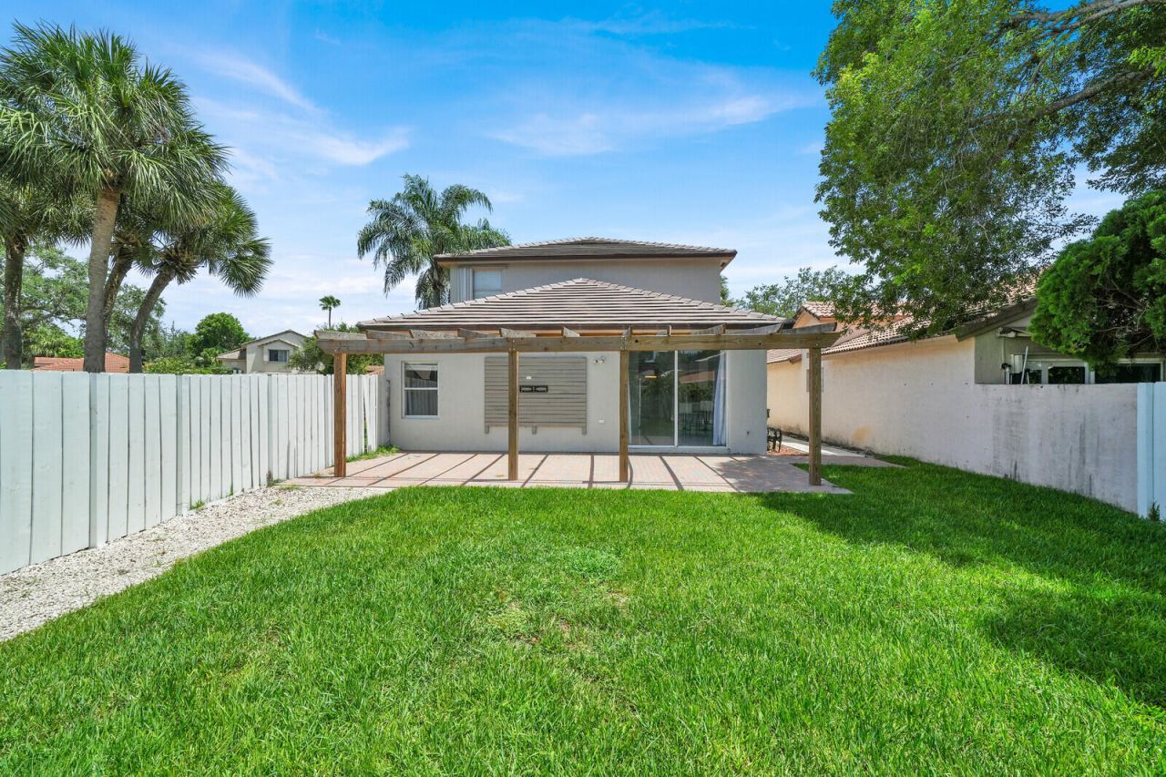 17021 NW 10th Street, Pembroke Pines, FL 33028 Photo