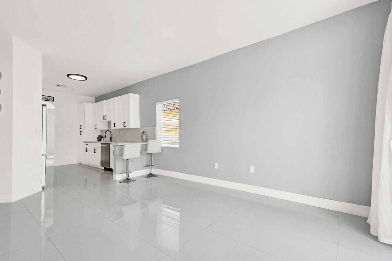 17021 NW 10th Street, Pembroke Pines, FL 33028 Photo