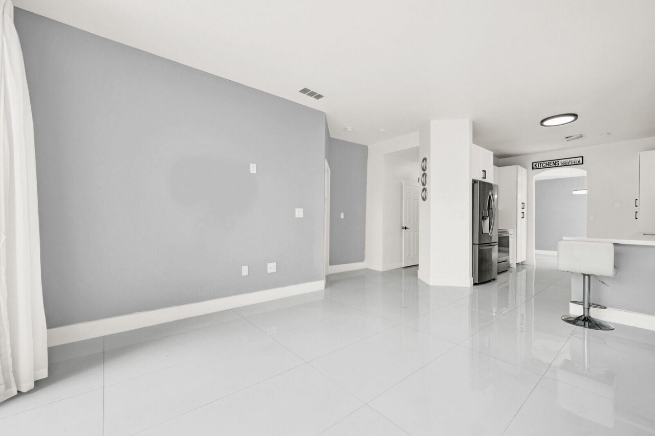 17021 NW 10th Street, Pembroke Pines, FL 33028 Photo
