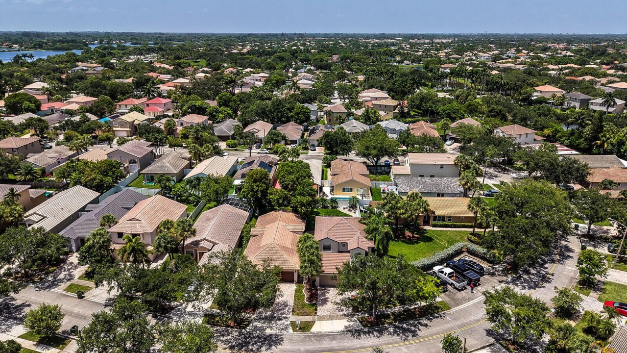 17021 NW 10th Street, Pembroke Pines, FL 33028 Photo