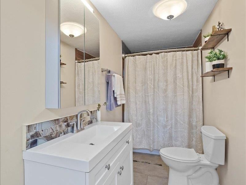 828 Seventeenth Avenue, Middletown, OH 45044 Photo 12