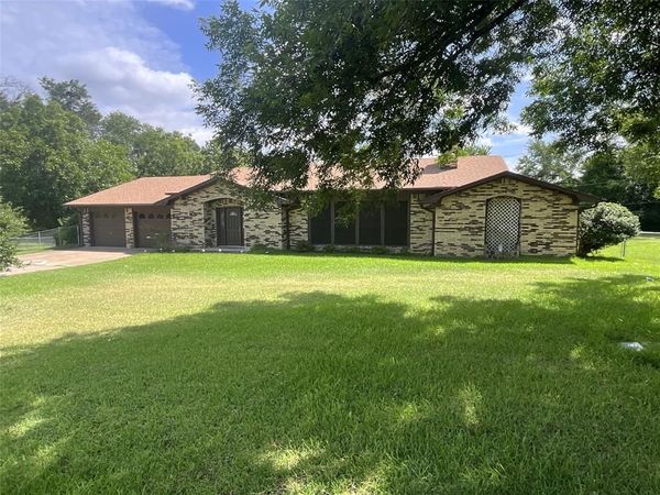 530 Hilliard Drive, Canton, TX 75103