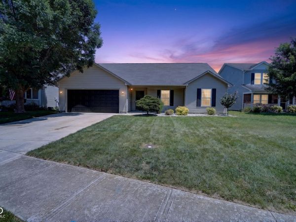 2043 Treving Drive, Cicero, IN 46034
